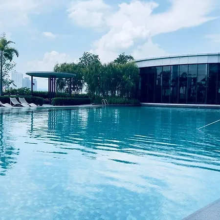 Klcc View Luxury Family Suites Kuala Lumpur Exterior photo