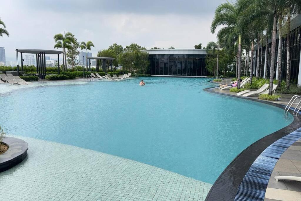 Klcc View Luxury Family Apartment
