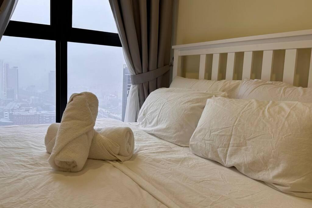 Apartment Klcc View Luxury Family