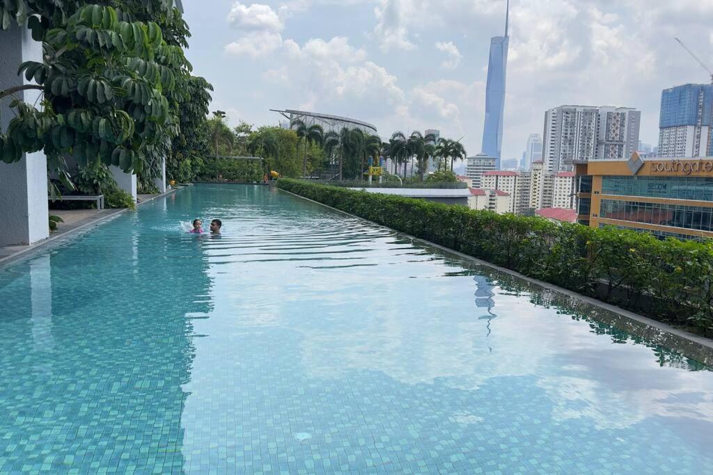 Apartment Klcc View Luxury Family *
