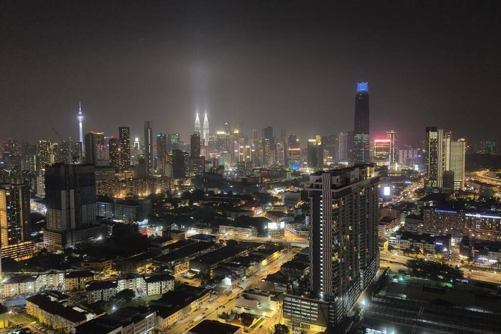 Klcc View Luxury Family Apartment